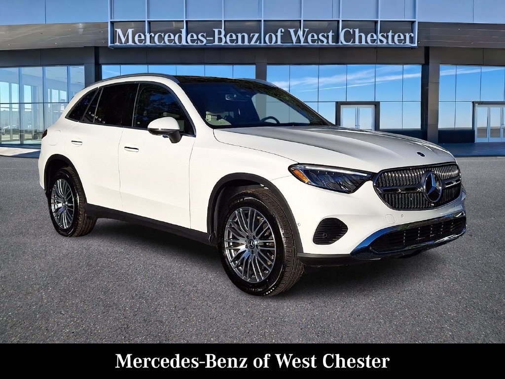 2026 Mercedes-Benz GLC 300 AWD 4MATIC® photo 1