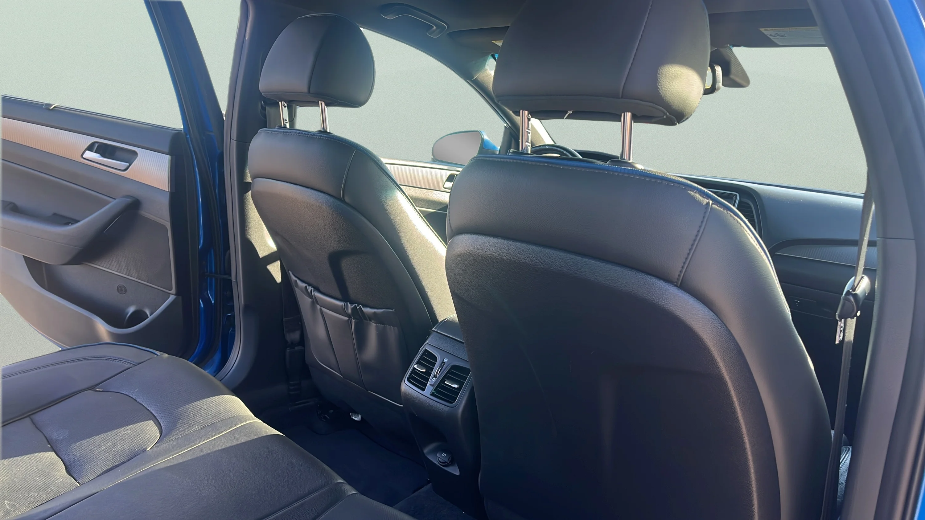 Used 2018 Blue Hyundai LIMITED image 12