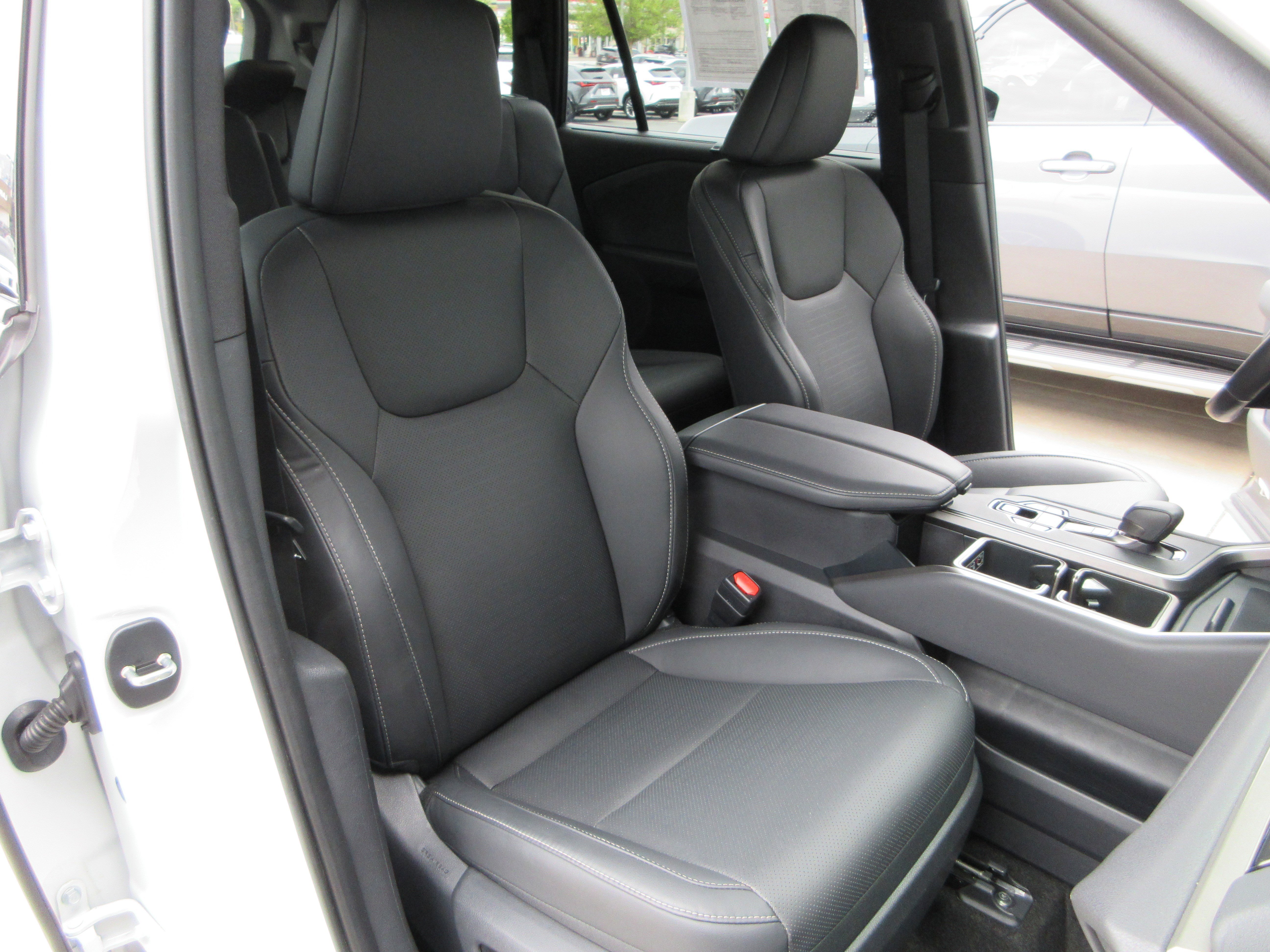 Used 2026 Wind Chill Pearl Lexus 350 Premium image 29