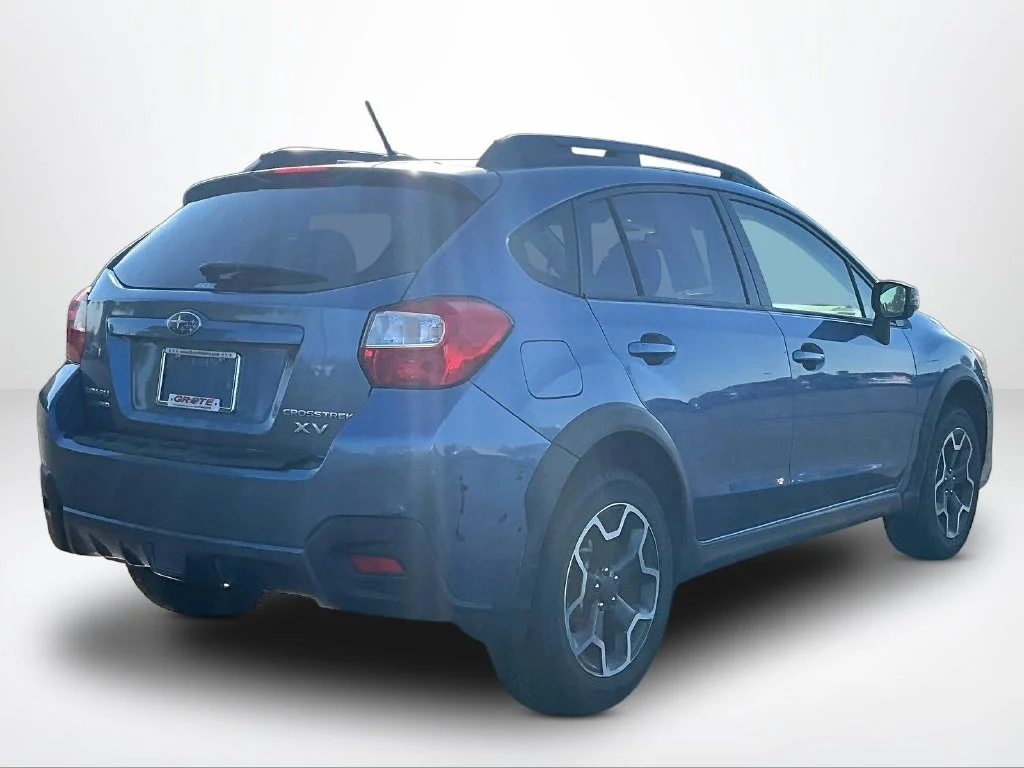 Used 2015 Blue Subaru 2.0i Limited image 2