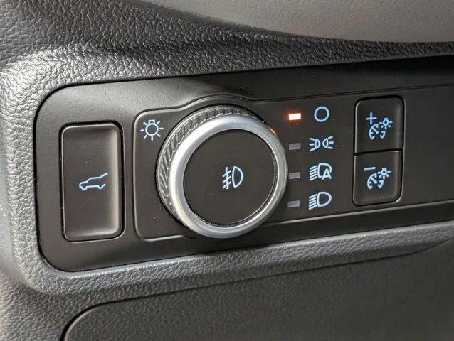 New 2026 Star White Metallic Tri-Coat Ford Active image 41