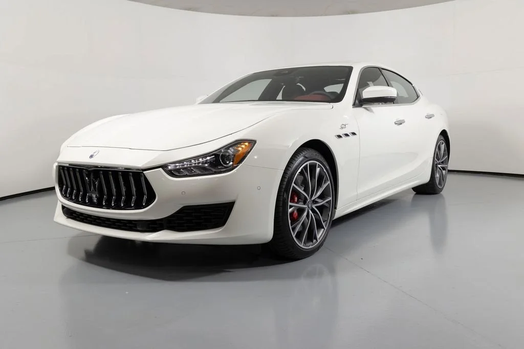 Used 2023 White Maserati GT image 10
