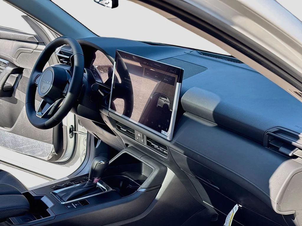 New 2026 Rhodium White Metallic Mazda 2.5 S Premium Plus AWD image 33