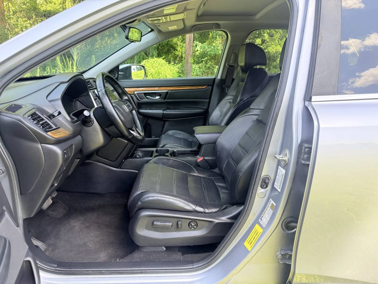 Used 2018 Silver Honda EX L 4dr SUV image 12