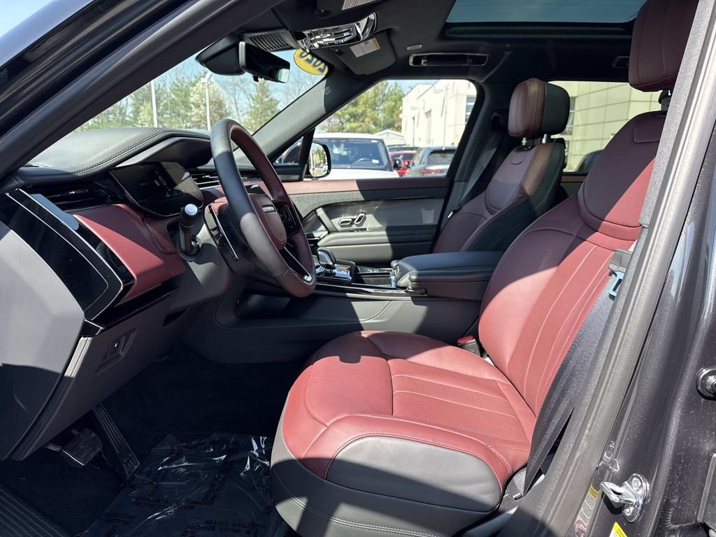 Certified Used 2026 Gray Land Rover Dynamic SE image 18