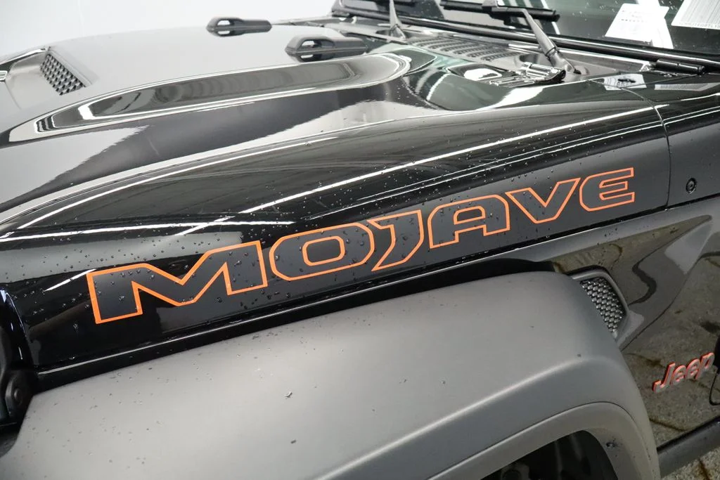 New 2026 Black Clearcoat Jeep Mojave image 16