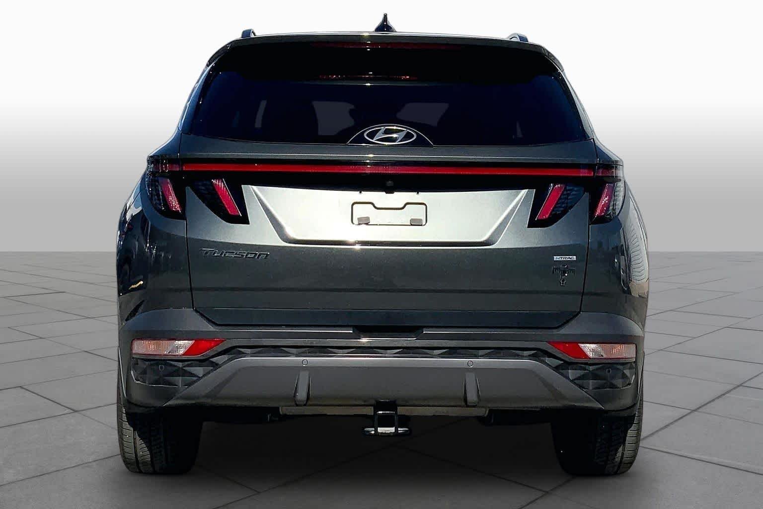 Used 2022 Amazon Gray Hyundai Limited image 5