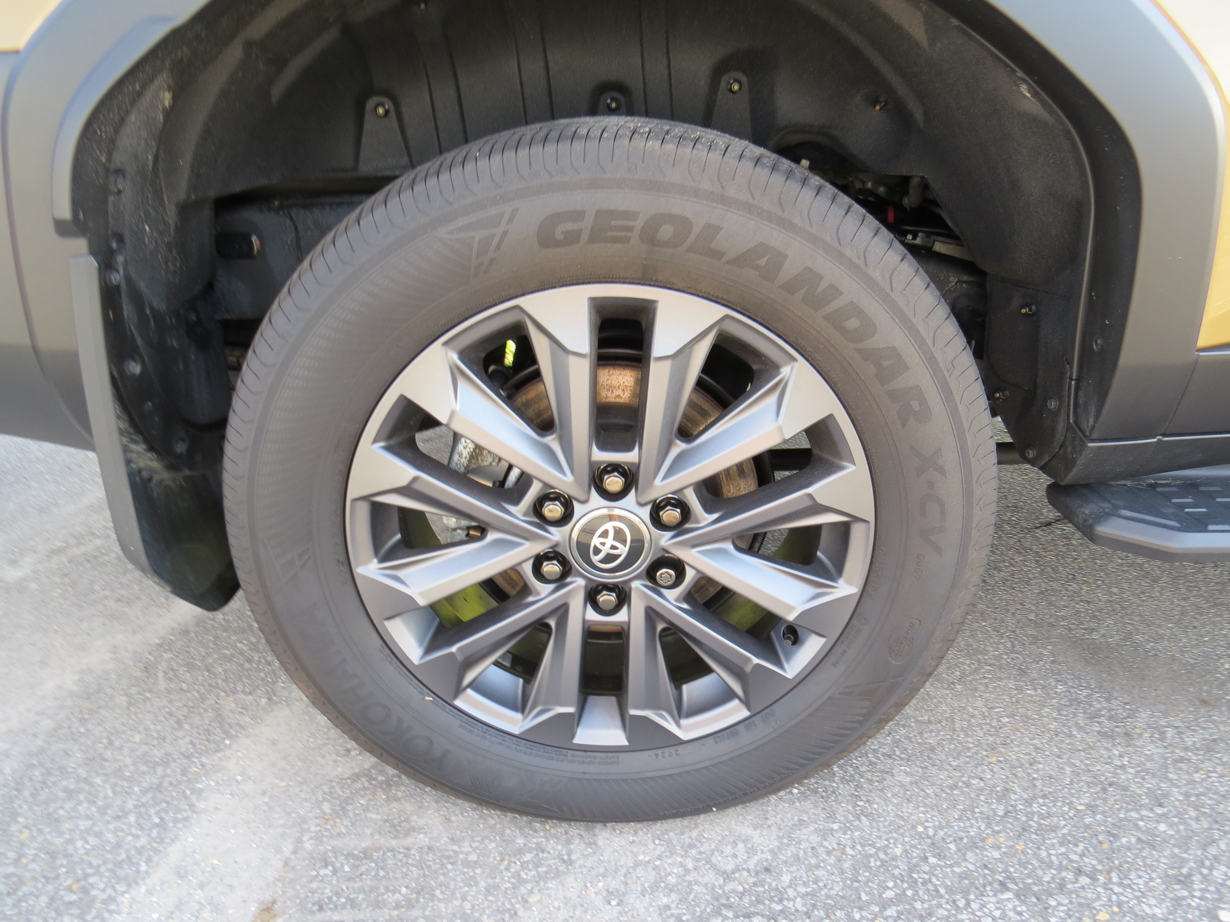 Used 2025  Toyota 1958 image 11