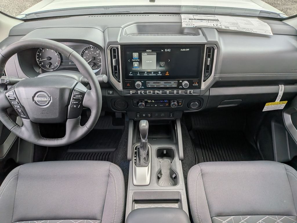 New 2026 Glacier White Nissan Crew Cab SV image 27