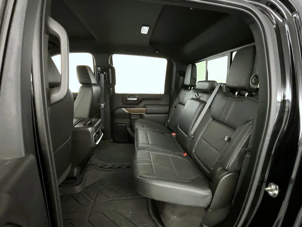 2023 Chevrolet Silverado 2500HD High Country - Photo 19