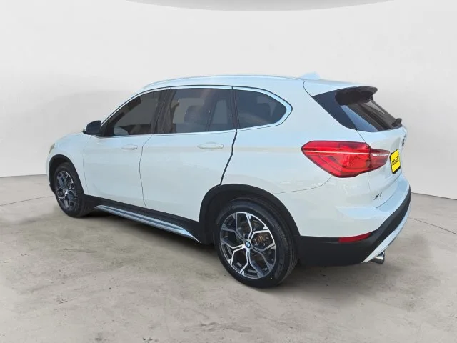 Used 2021 Alpine White BMW xDrive28i image 7