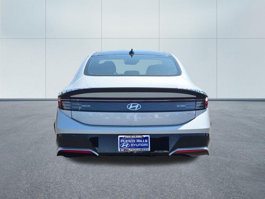 New 2026 Silver Hyundai SEL image 5
