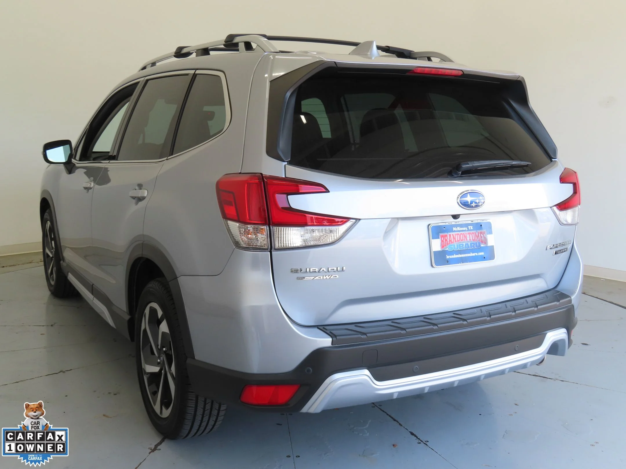 Used 2023 Silver Subaru Touring image 6