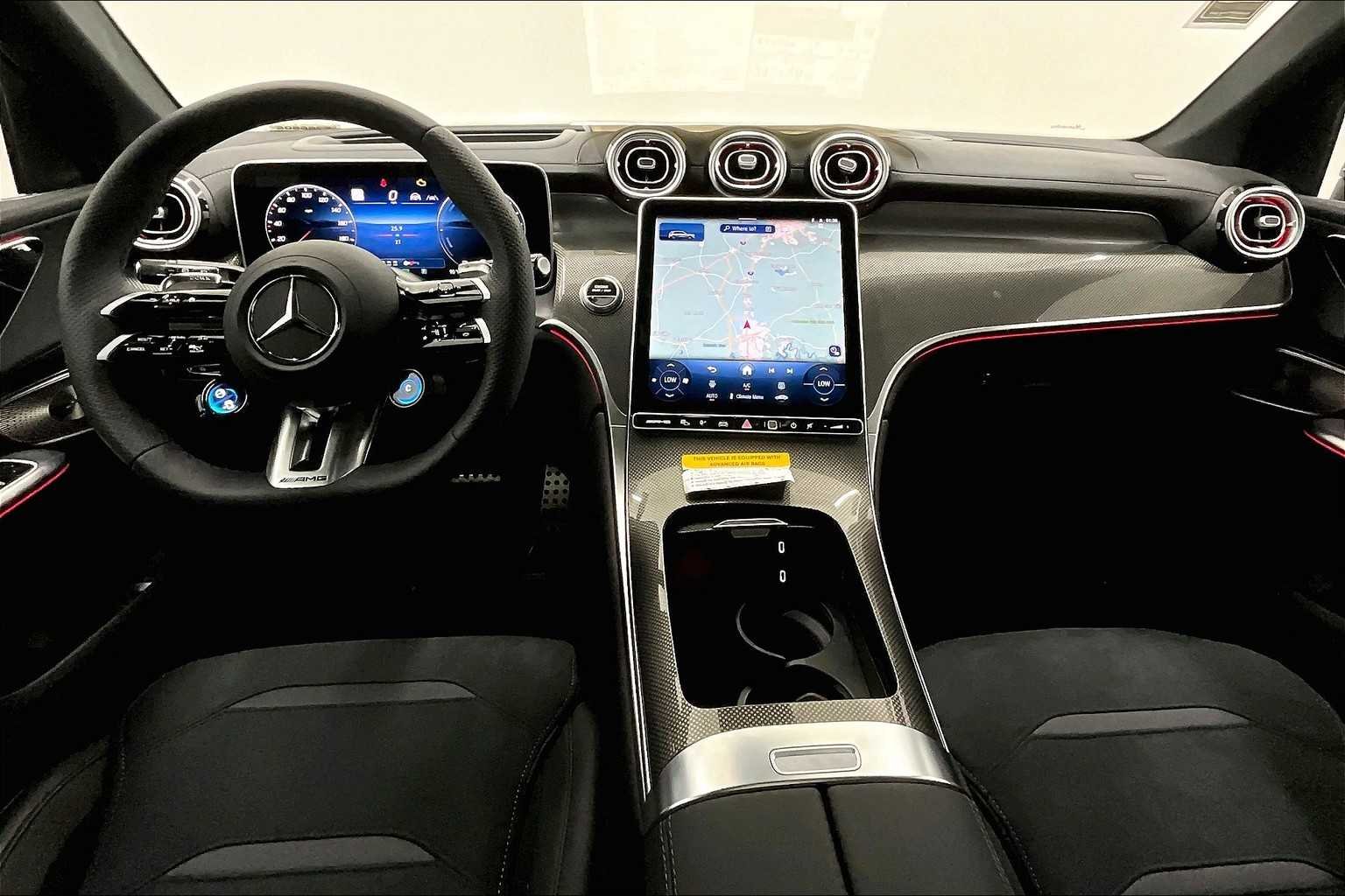 New 2025 MANUFAKTUR Alpine Grey Mercedes-Benz AMG® GLC 63 S E Performance image 5