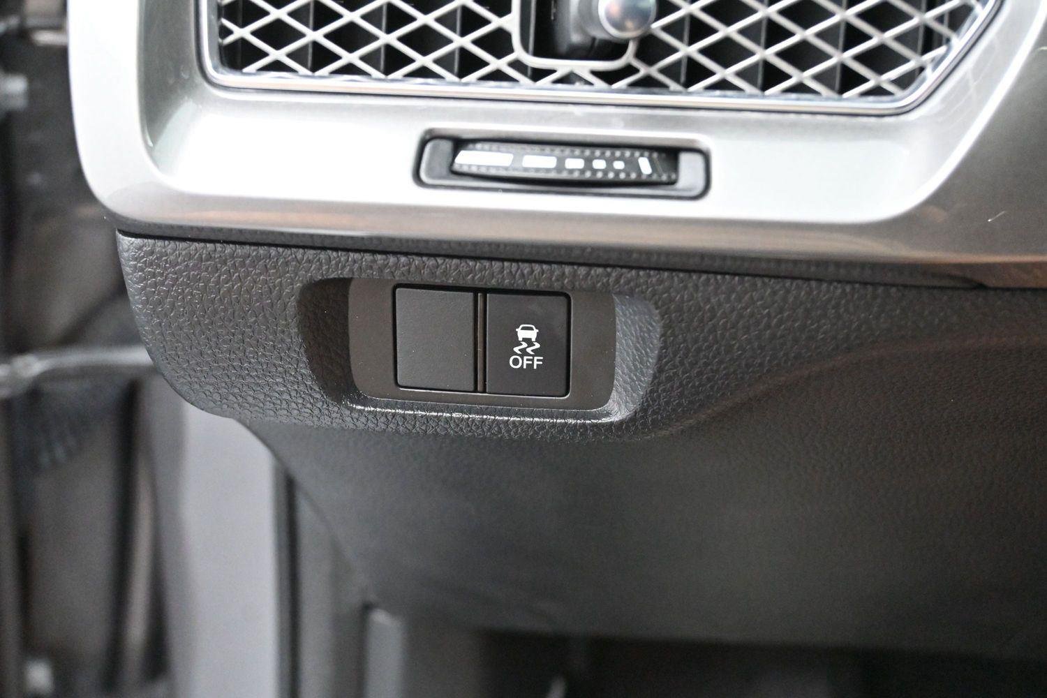 Used 2023 Liquid Carbon Metallic Acura Base image 26