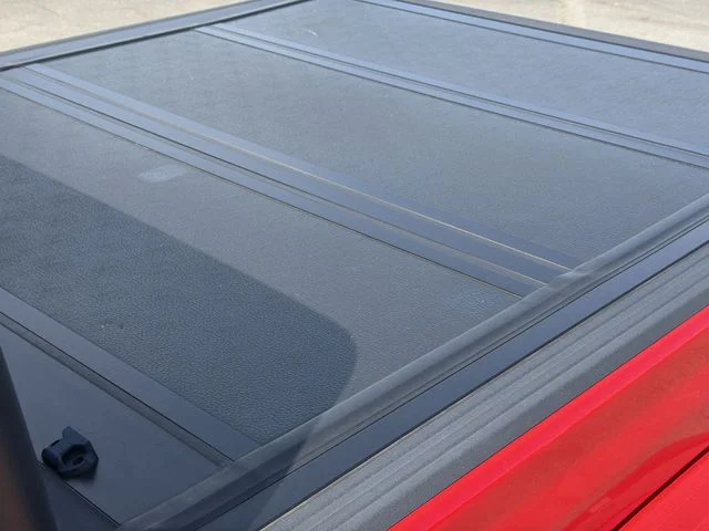 Used 2022 Red Jeep Sport image 11