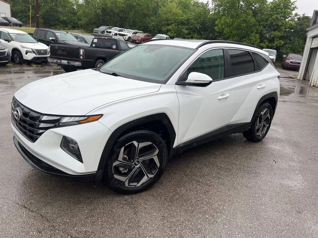 Used 2022 Gray Hyundai SEL image 2