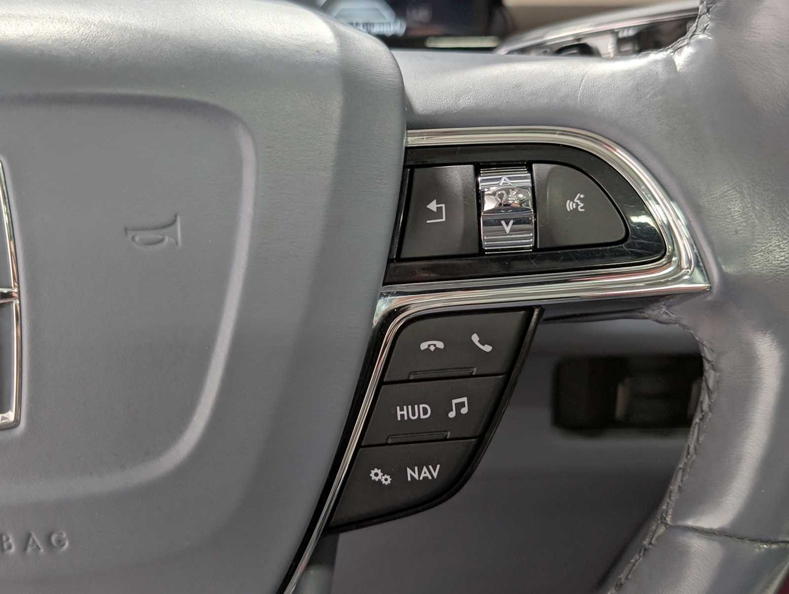 Used 2021 Chroma Crystal Blue Lincoln Black Label image 38