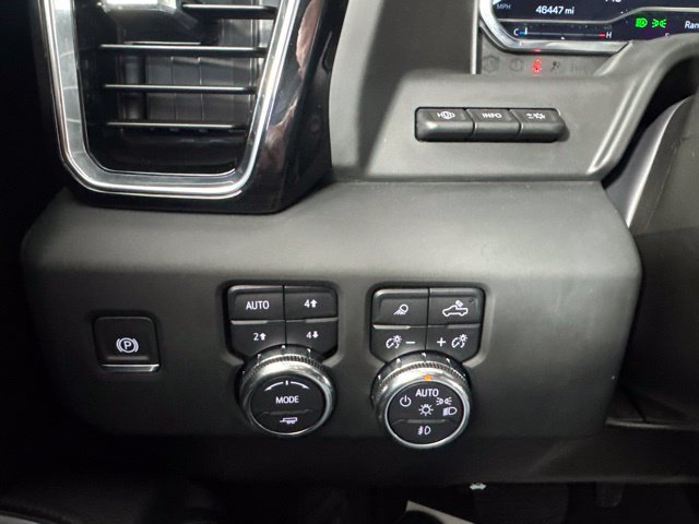 Used 2024 Black GMC Denali image 19
