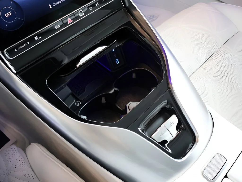 New 2026 MANUFAKTUR moonlight white magno (White Ambiance) Mercedes-Benz Maybach SL 680 image 85