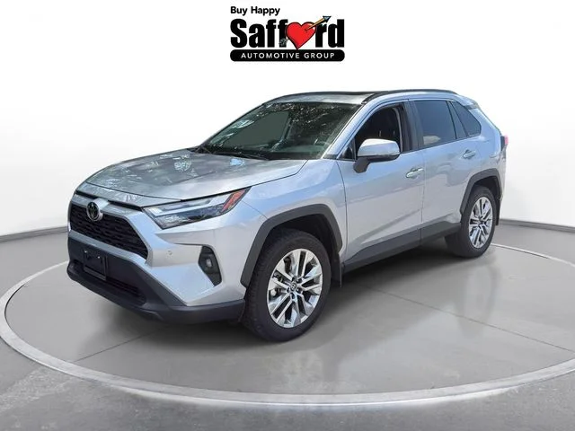 Used 2025 Silver Toyota XLE Premium image 1