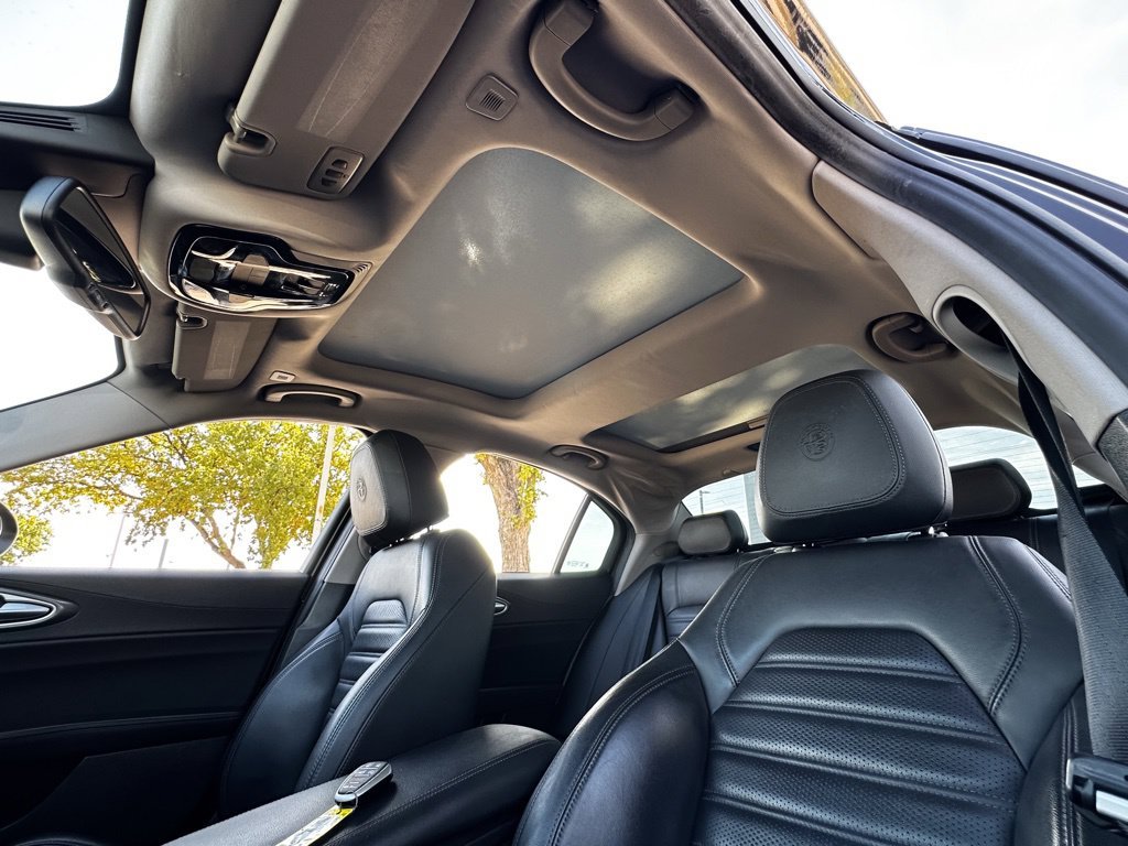 Used 2019 Black Alfa Romeo Ti Sport image 17