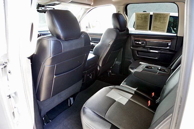Used 2017 Silver Ram Laramie image 27