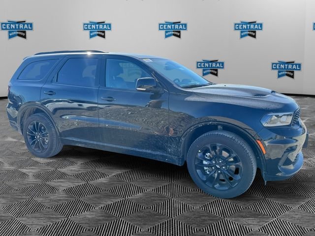 New 2026 Diamond Black Clear-Coat Exterior Paint Dodge GT Plus image 6