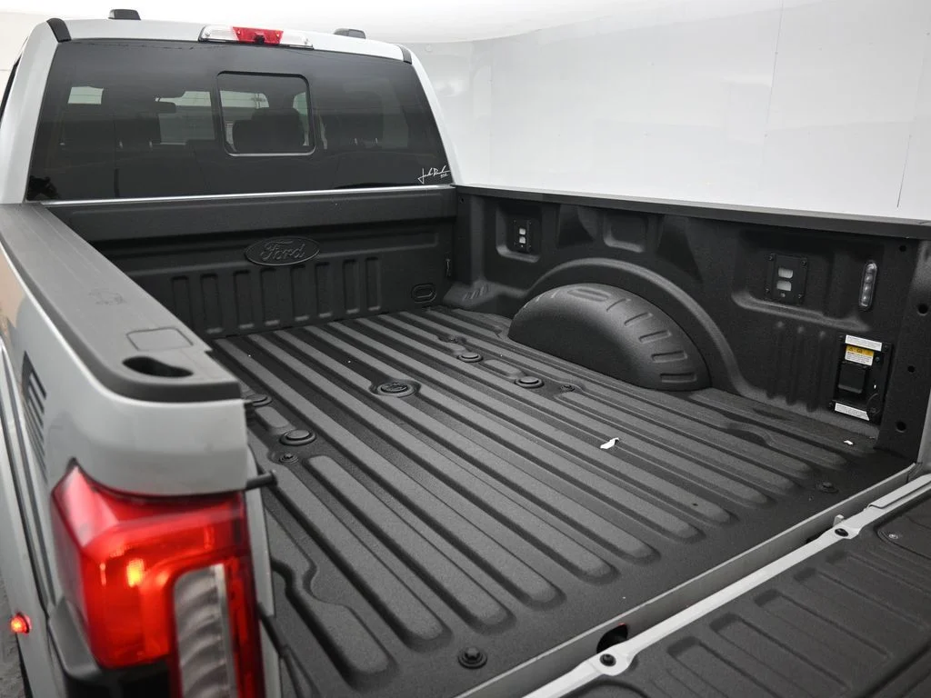New 2026 Avalanche Ford Lariat image 30