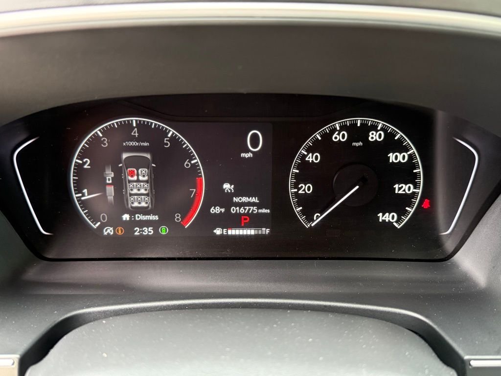 Certified Used 2025 Platinum White Pearl Honda AWD TRG image 25
