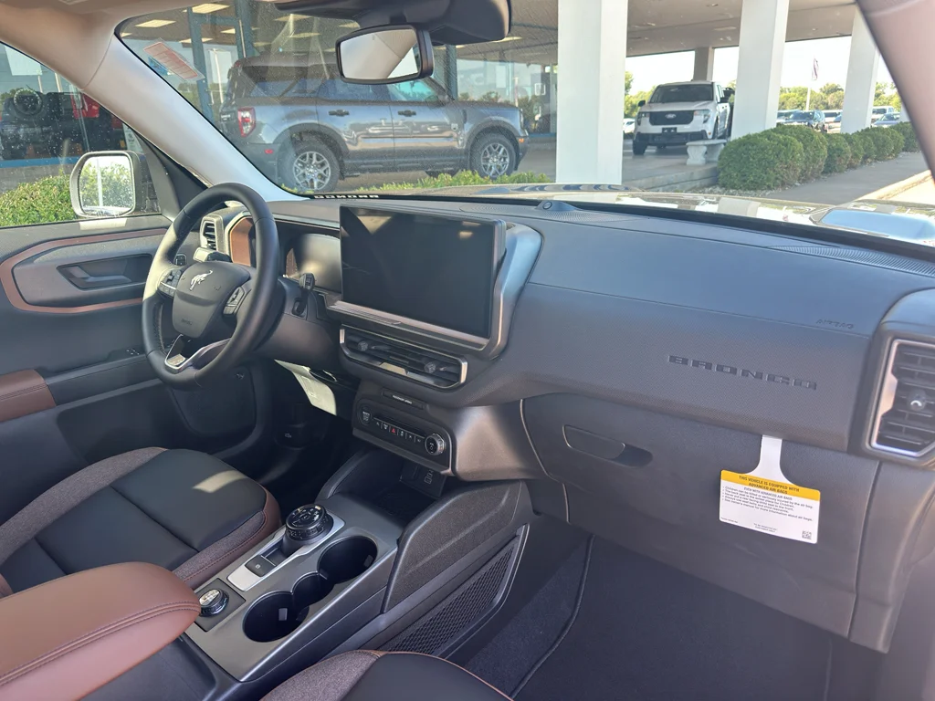 New 2026 Shadow Black Ford Outer Banks® image 27