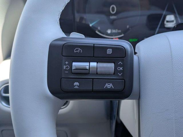 New 2026 Red Hyundai SEL Premium 7P image 27