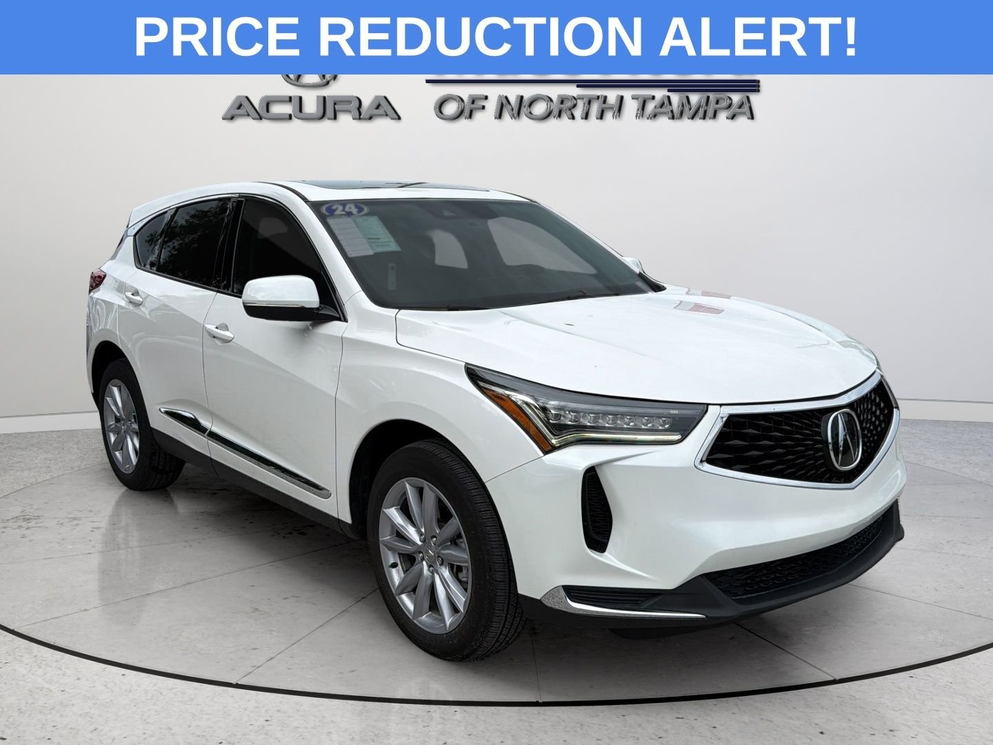 Used 2024 Platinum White Pearl Acura Base image 1