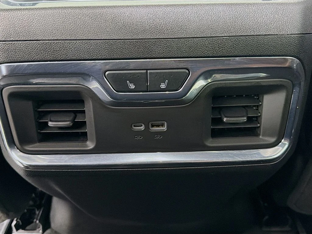 Used 2025 Silver GMC Denali Ultimate image 23