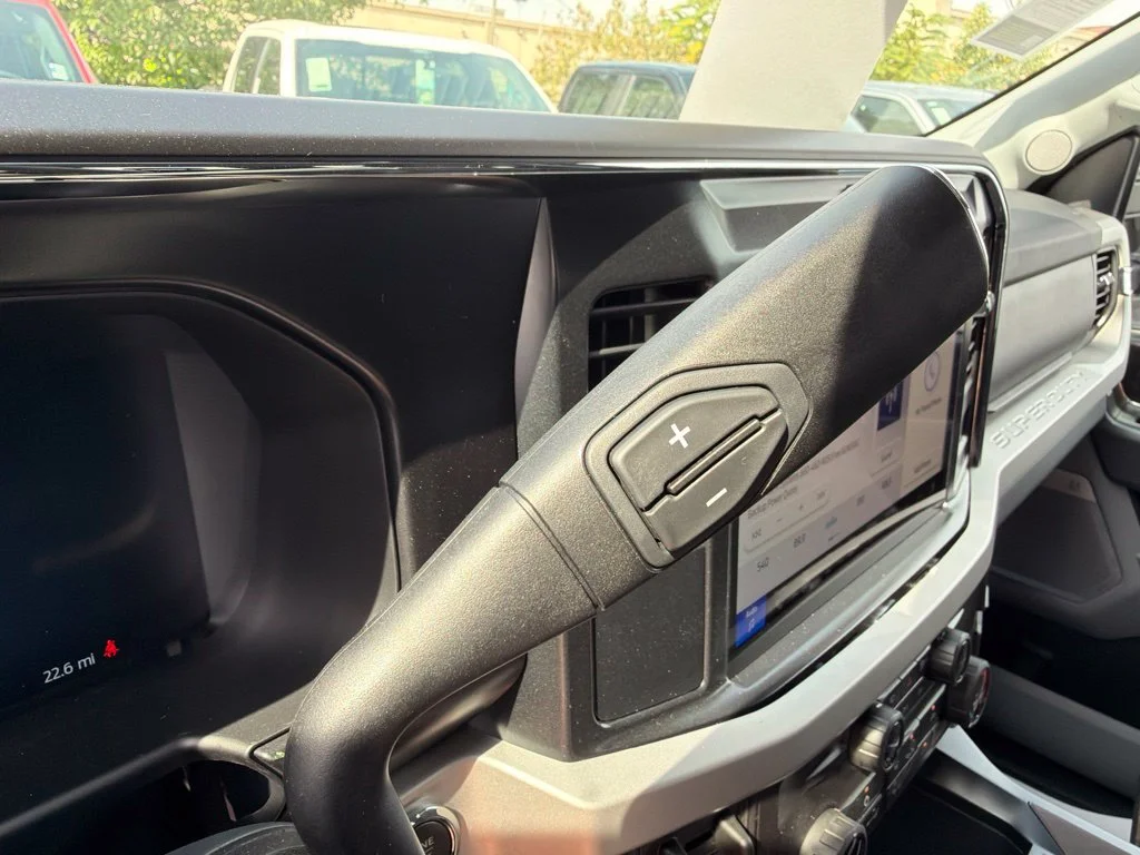 New 2027 Agate Black Metallic Ford F-250® XLT image 37