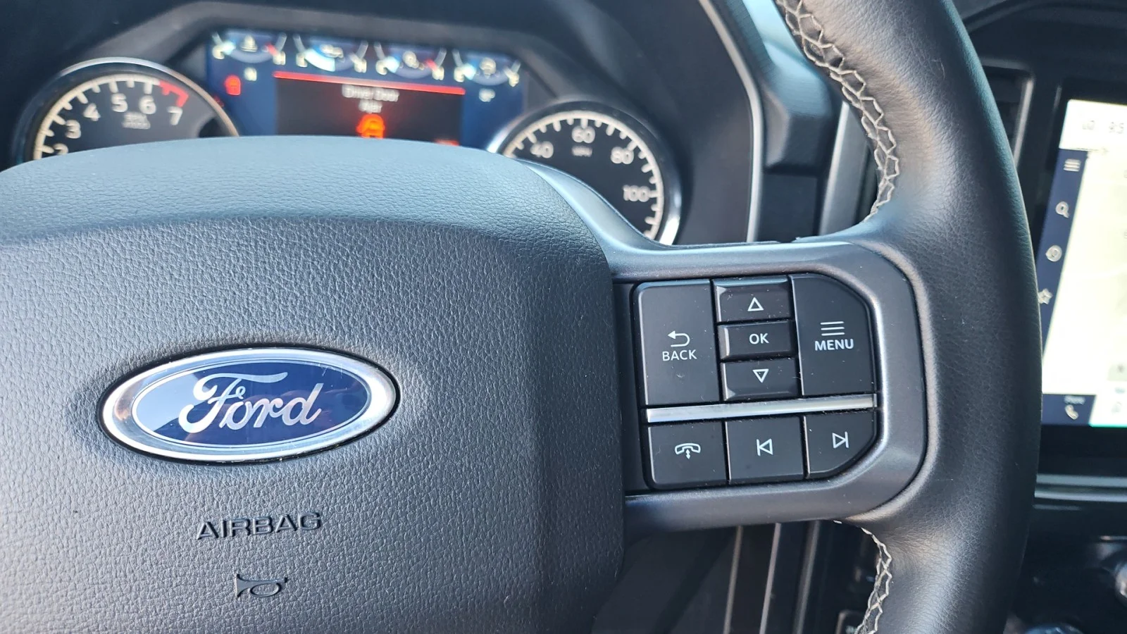 Used 2023 Gray Ford XLT image 19