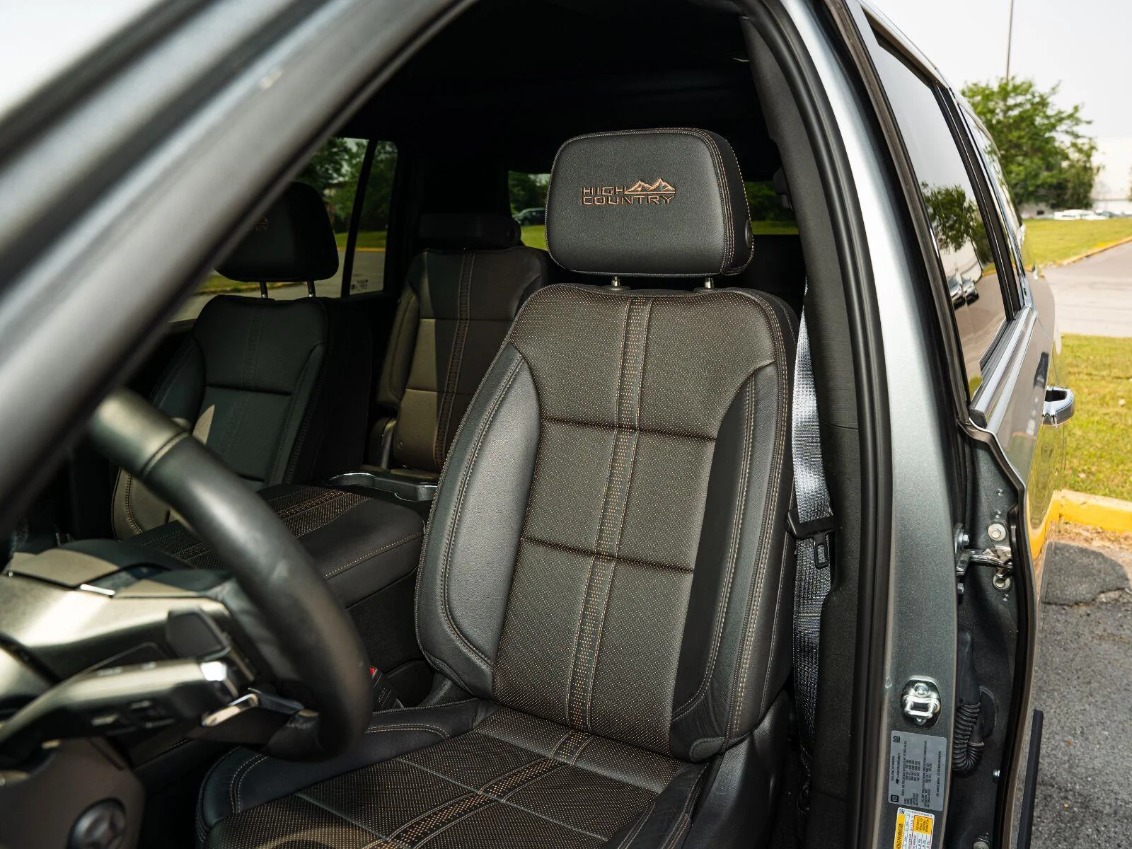 Used 2025 Sterling Gray Metallic Chevrolet High Country image 30