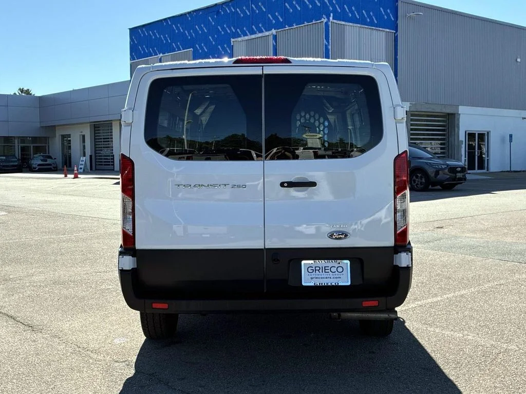 Used 2025 Oxford White Ford  image 6