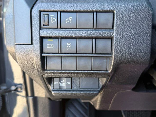 Certified Used 2025 UNDERGROUND Toyota SR image 18