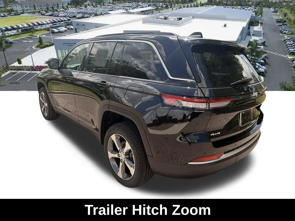 New 2026 Diamond Black Crystal Pearlcoat Jeep Limited image 6