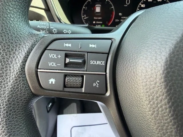 Used 2024  Honda EX image 29