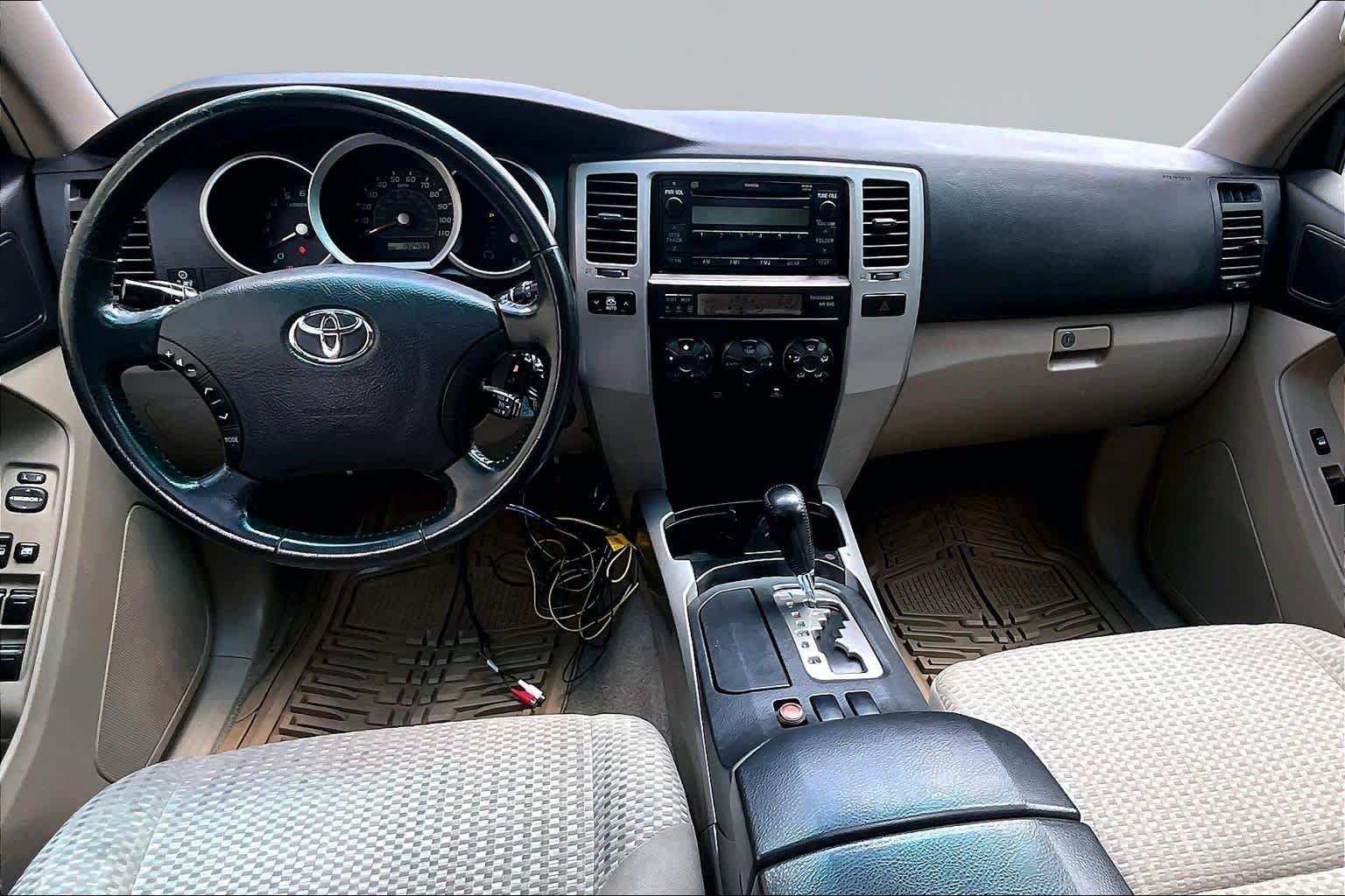 Used 2008 Black Toyota SR5 image 15