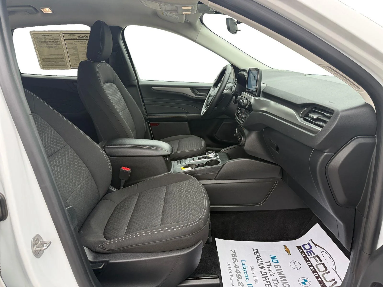 Used 2024 Oxford White Ford Active image 25
