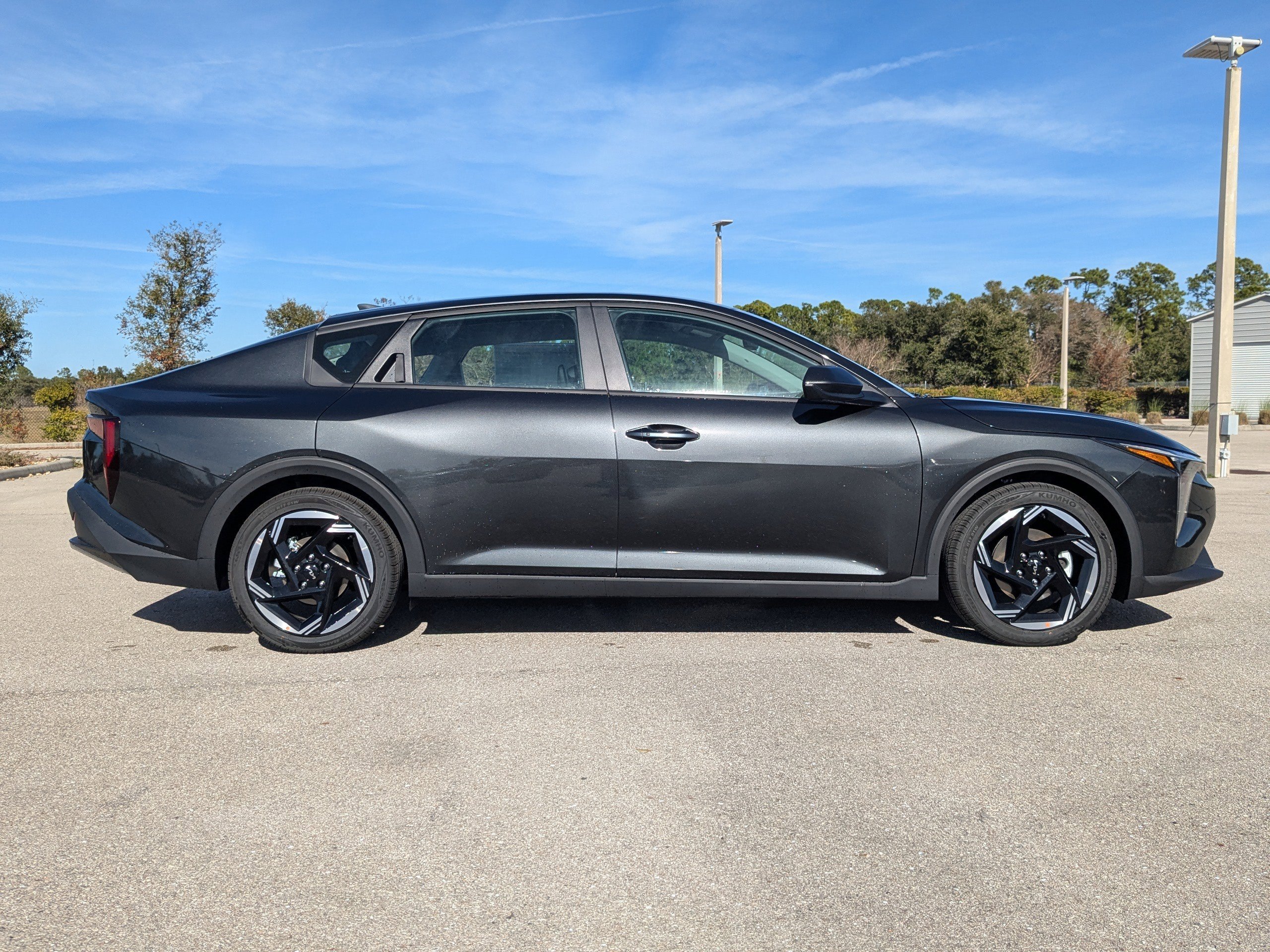 New 2025 Interstellar Gray Kia EX image 4