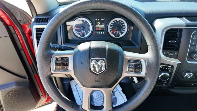 2024 RAM Ram 1500 Classic SLT - Photo 19