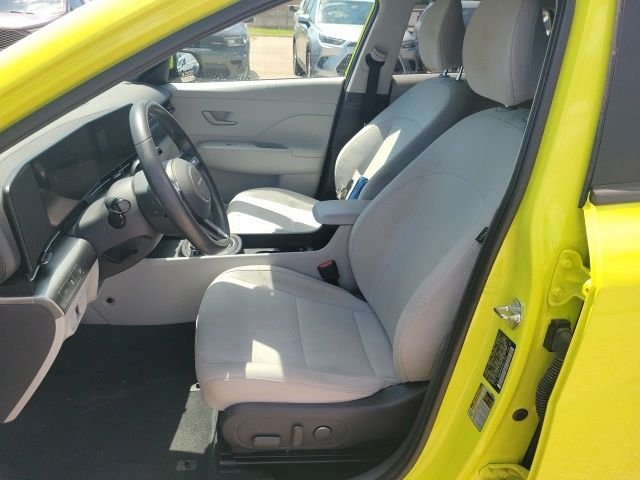 Used 2025 Yellow Hyundai SEL image 18