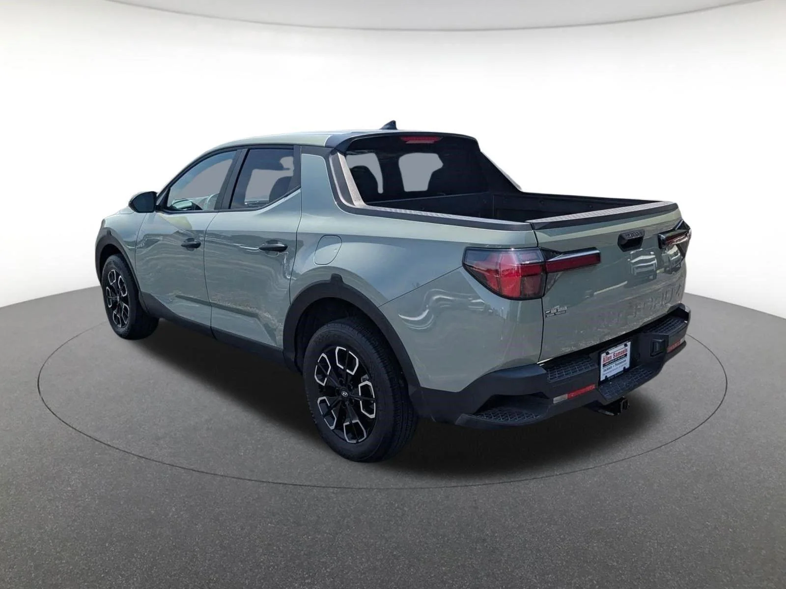 Used 2024 Sage Gray Hyundai SEL image 7