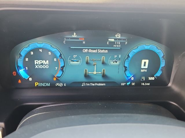 New 2026 Avalanche Gray Ford Outer Banks® image 14