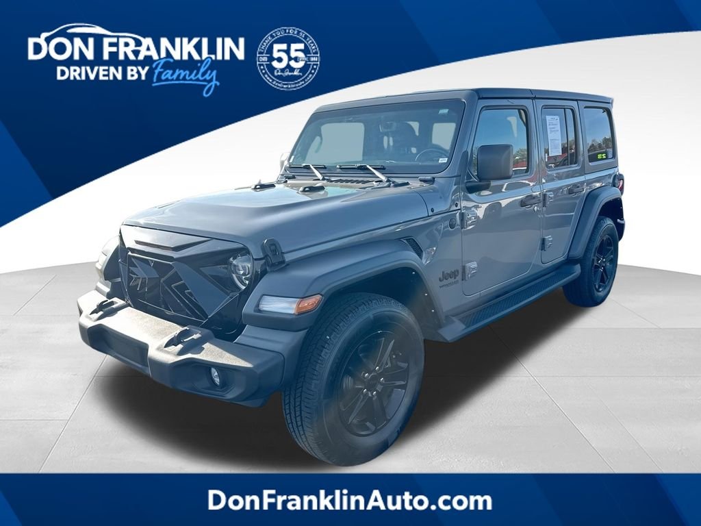 2022 Jeep Wrangler Altitude's photo