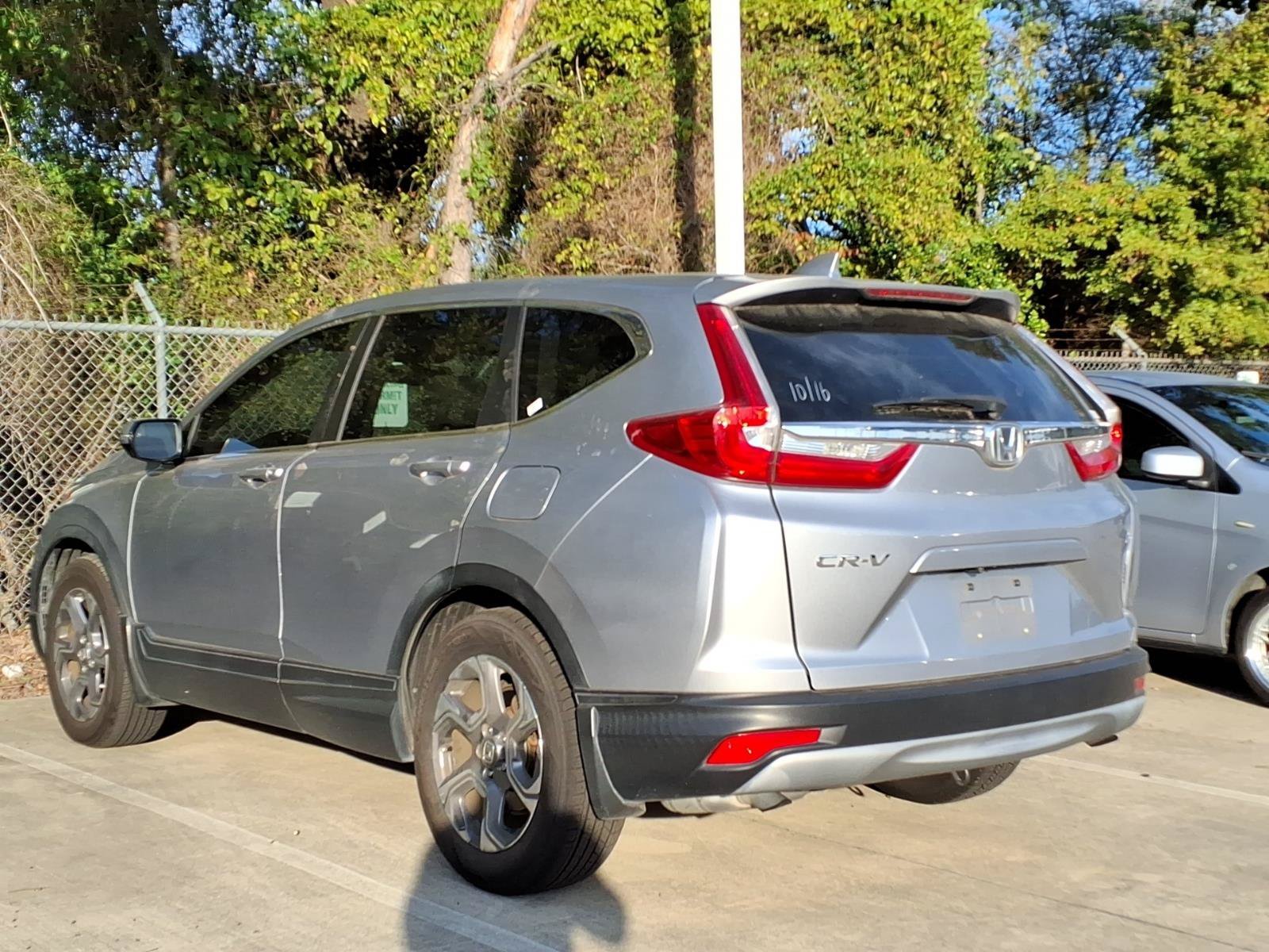 Used 2017 Lunar Silver Metallic Honda EX-L image 2